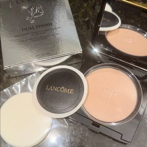 Lancome Buff 220C Dual Finish Multi Tasking Powder Foundation In One